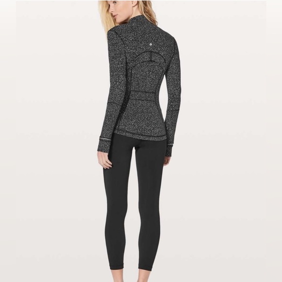 Lulu Lemon Define Jacket - Size 6 - Picture 2 of 7